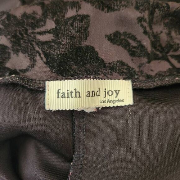 Faith & joy Women's black floral medium A-line midi skirt - Picture 5 of 5